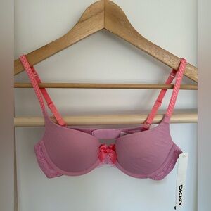 NWT DKNY Bra Size 32A